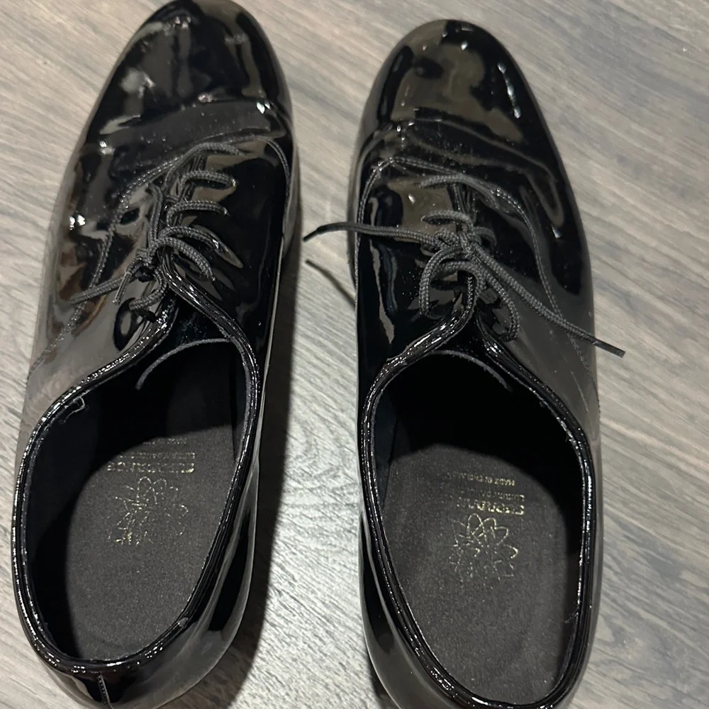 Elegant Black Patent Leather Men's Ballroom Dance Shoes